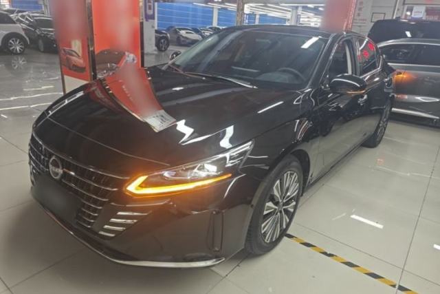 Ojetý Nissan Teana 2022 2.0L XL-TLS Enjoyment Edition