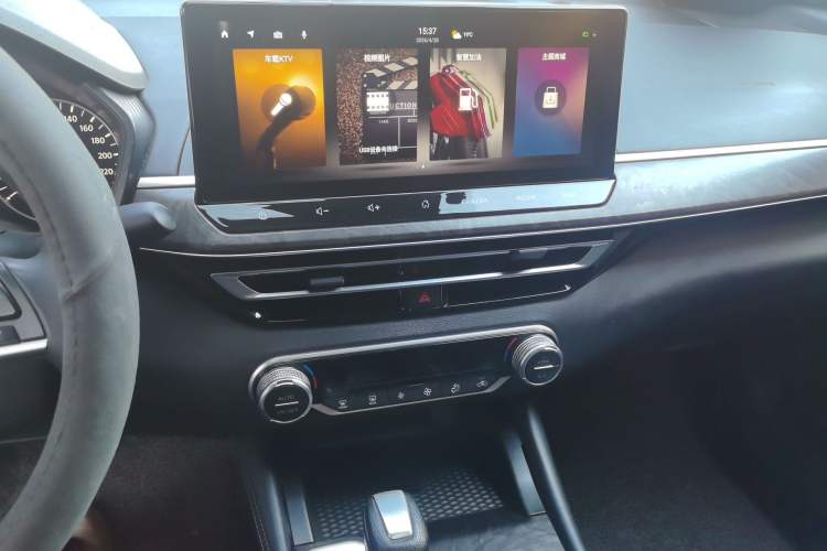 Used Nissan Teana 2022 2.0L XL-TLS Enjoyment Edition Audio And AC Panel