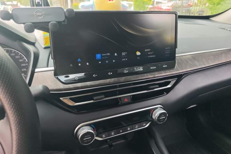 Used Nissan Teana 2022 2.0L XL-TLS Enjoyment Edition Audio And AC Panel