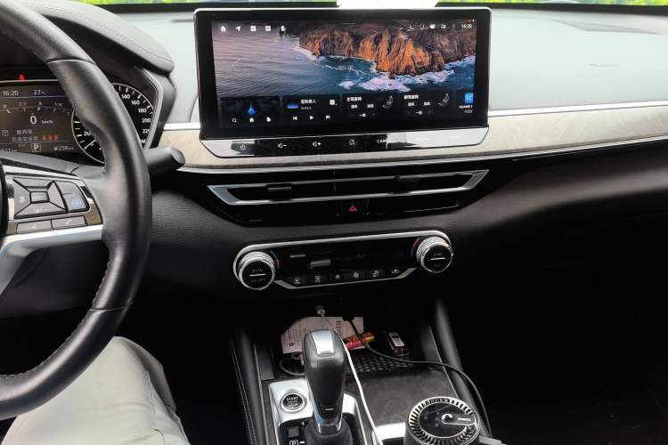 Used Nissan Teana 2022 2.0L XL-Upr Enjoyment Edition Audio And AC Panel