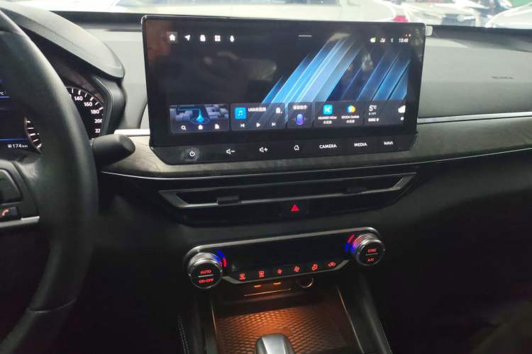 Used Nissan Teana 2022 2.0L XL-TLS Enjoyment Edition Audio And AC Panel