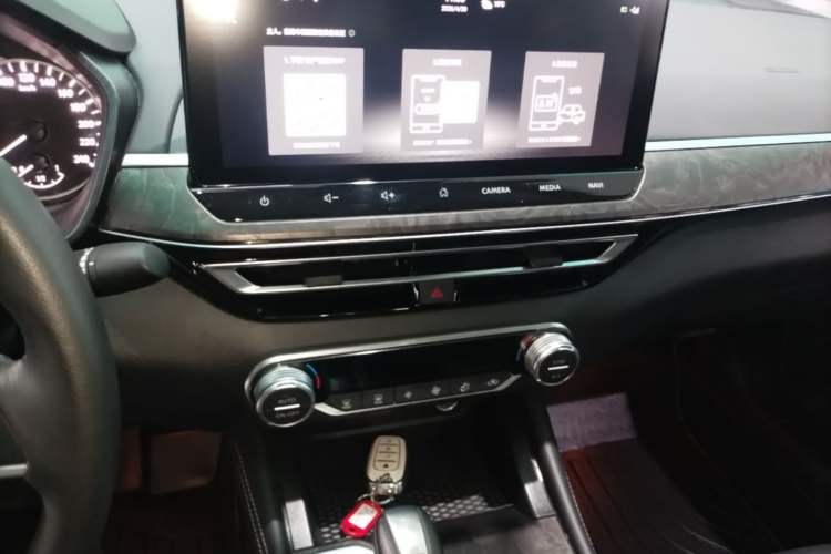 Used Nissan Teana 2022 2.0L XL-TLS Enjoyment Edition Audio And AC Panel