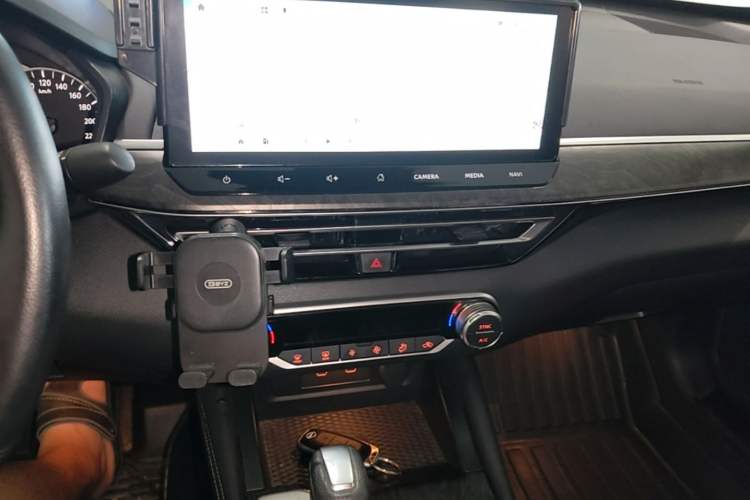 Used Nissan Teana 2022 2.0L XL-TLS Enjoyment Edition Audio And AC Panel