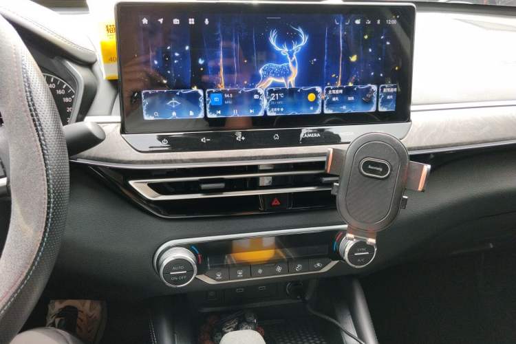 Used Nissan Teana 2022 2.0L XL-Upr Enjoyment Edition Audio And AC Panel