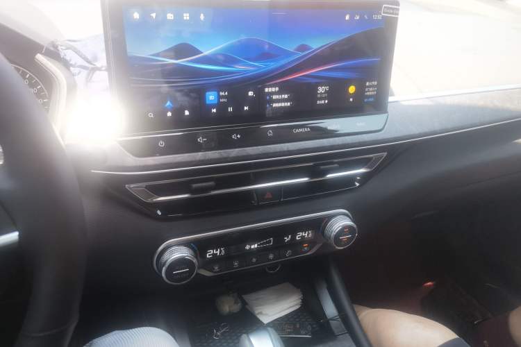 Used Nissan Teana 2022 2.0L XL-TLS Enjoyment Edition Audio And AC Panel