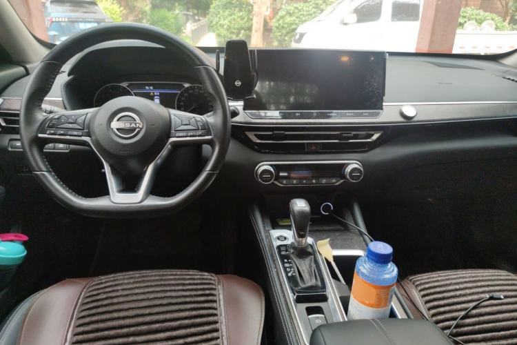 Used Nissan Teana 2022 2.0L XL-TLS Enjoyment Edition Center Console