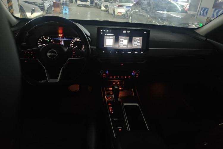Used Nissan Teana 2022 2.0L XL-TLS Enjoyment Edition Center Console