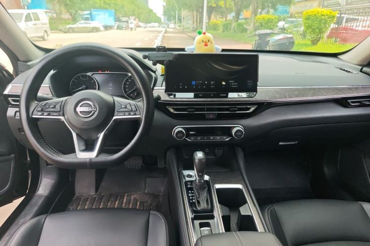 Used Nissan Teana 2022 2.0L XL-TLS Enjoyment Edition Center Console