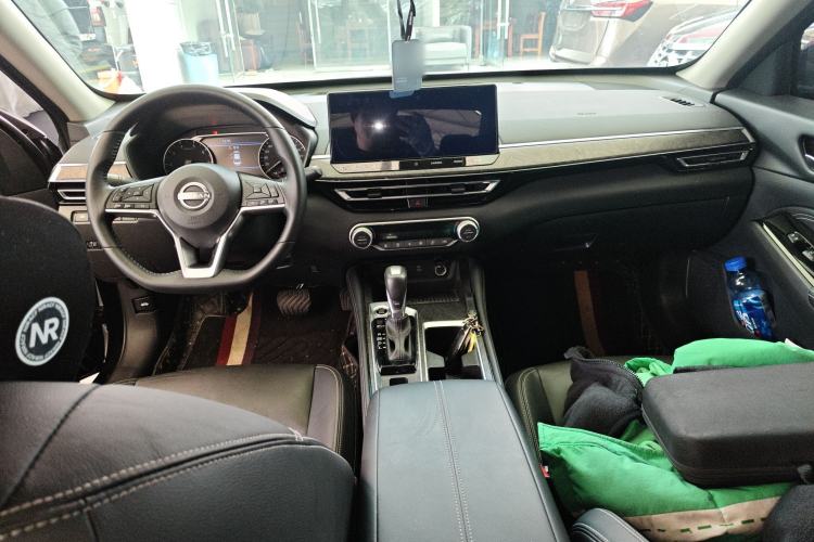 Used Nissan Teana 2022 2.0L XL-TLS Enjoyment Edition Center Console