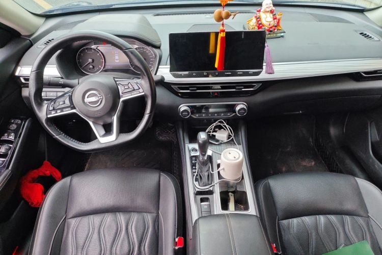 Used Nissan Teana 2022 2.0T XL Enjoyment Edition Center Console