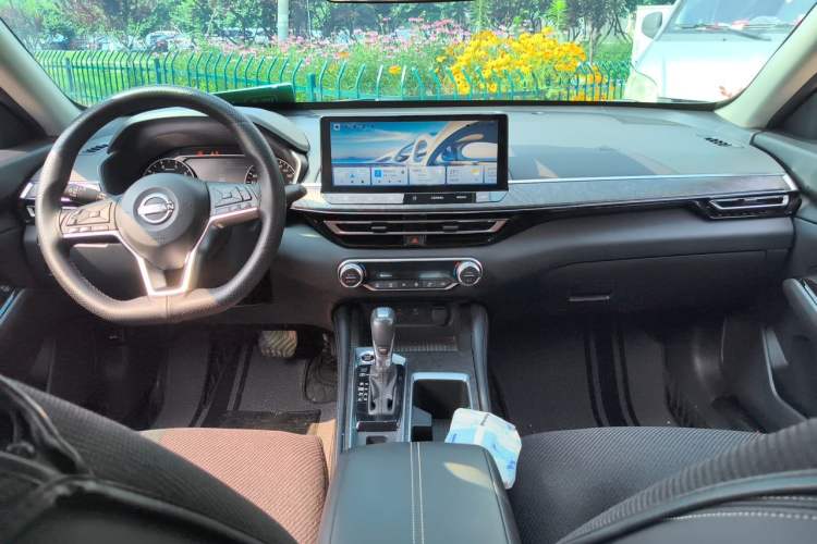 Used Nissan Teana 2022 2.0L XL-TLS Enjoyment Edition Center Console