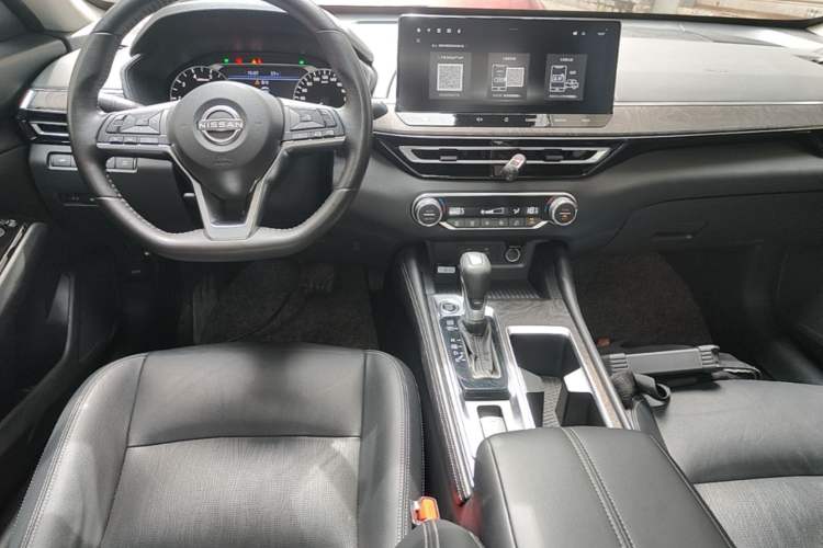 Used Nissan Teana 2022 2.0L XL-TLS Enjoyment Edition Center Console