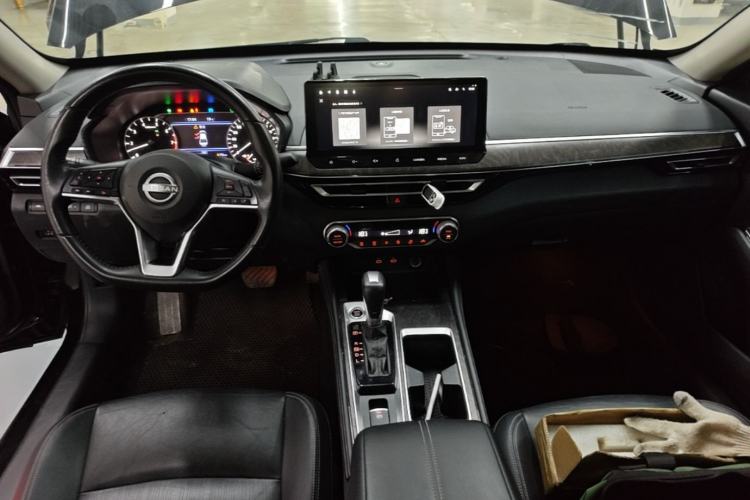Used Nissan Teana 2022 2.0L XL-TLS Enjoyment Edition Center Console