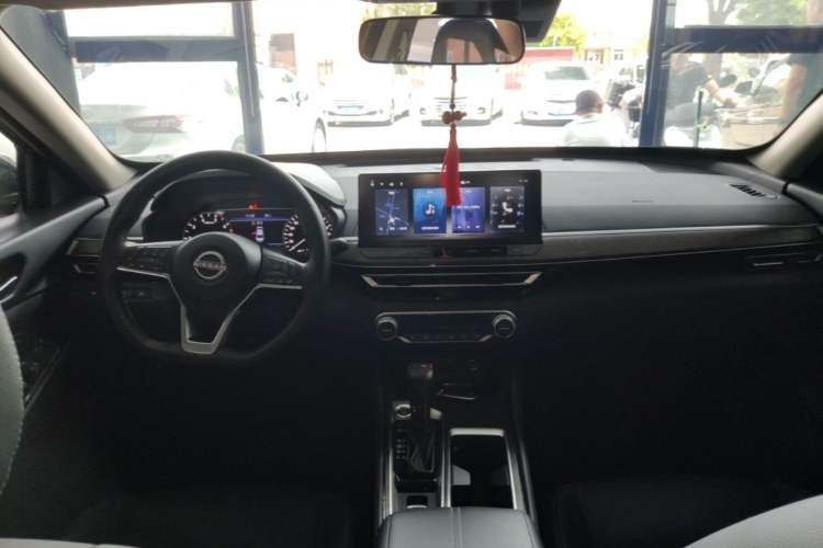 Used Nissan Teana 2022 2.0L XL-TLS Enjoyment Edition Center Console