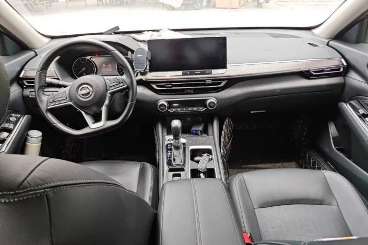 Used Nissan Teana 2022 2.0L XL-TLS Enjoyment Edition Center Console