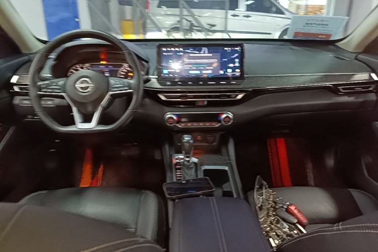 Used Nissan Teana 2022 2.0L XL-TLS Enjoyment Edition Center Console