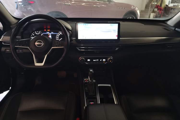Used Nissan Teana 2022 2.0L XL-TLS Enjoyment Edition Center Console