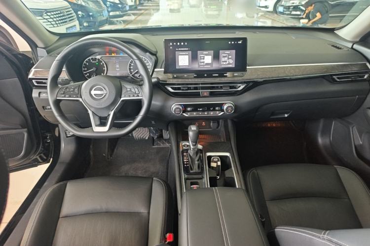 Used Nissan Teana 2022 2.0L XL-TLS Enjoyment Edition Center Console