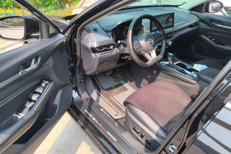 Used Nissan Teana 2022 2.0L XL-TLS Enjoyment Edition Driver Seat