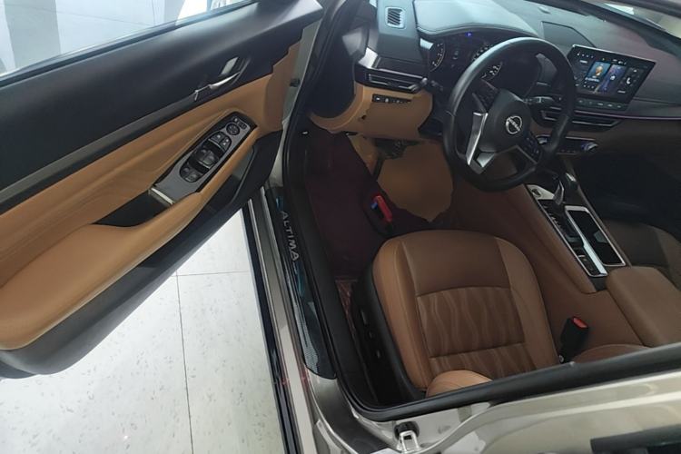 Used Nissan Teana 2022 2.0L XL-Upr Enjoyment Edition Driver Seat