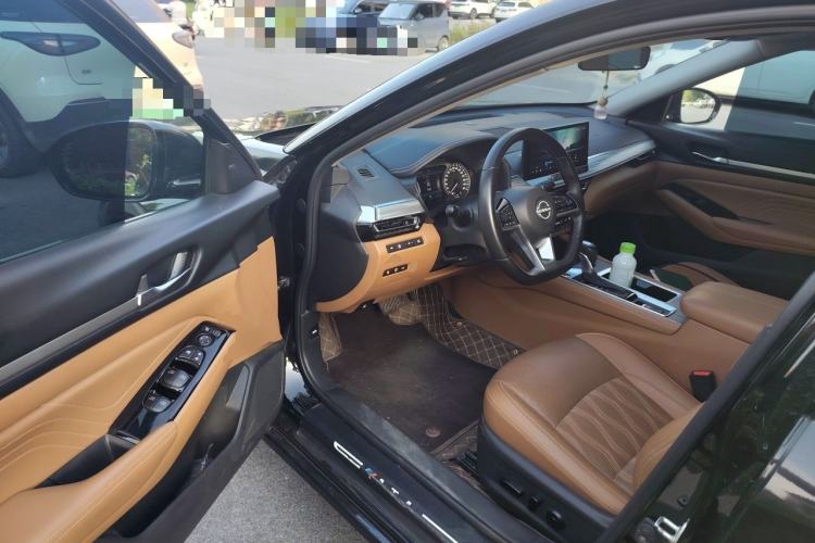 Used Nissan Teana 2022 2.0T XV Premium Edition Driver Seat