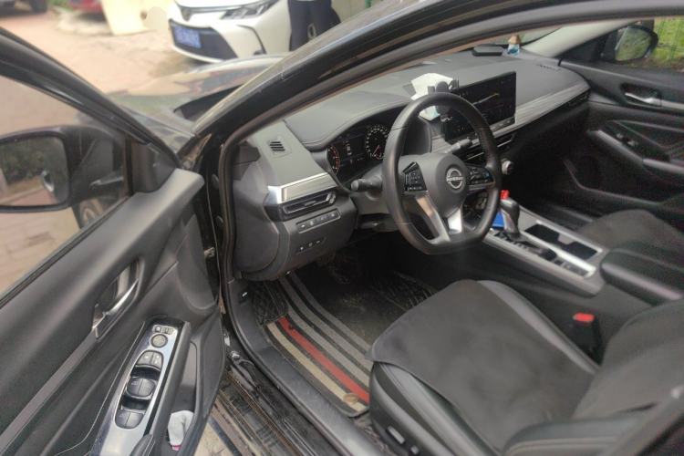 Used Nissan Teana 2022 2.0T XL Enjoyment Edition Driver Seat