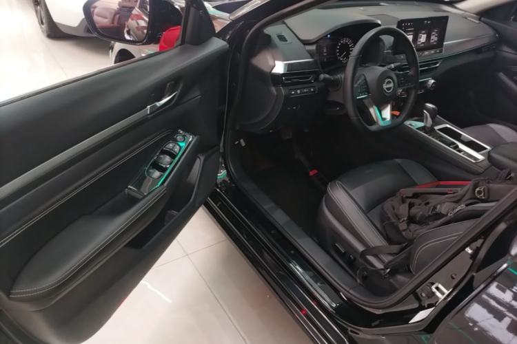 Used Nissan Teana 2022 2.0L XL-TLS Enjoyment Edition Driver Seat