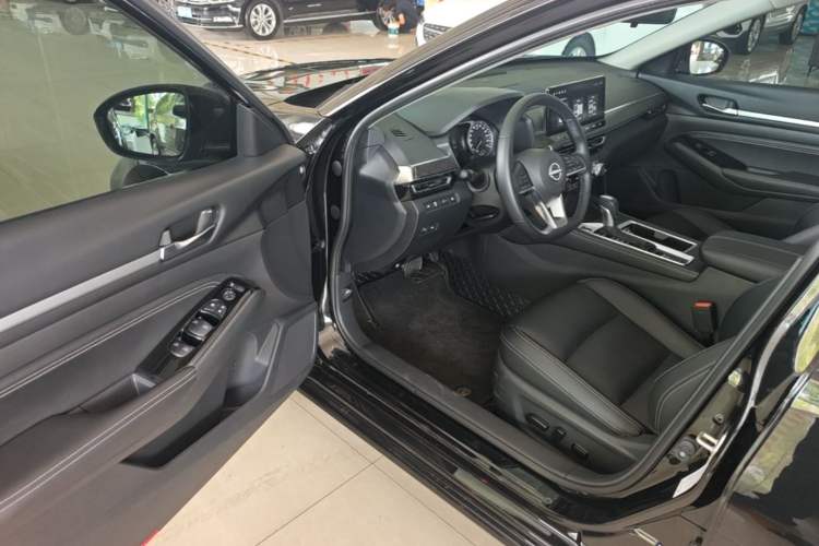 Used Nissan Teana 2022 2.0L XL-TLS Enjoyment Edition Driver Seat