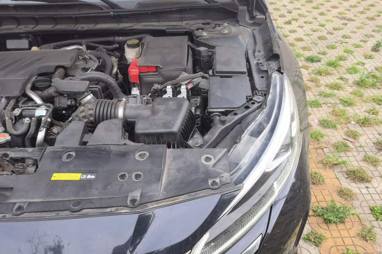 Used Nissan Teana 2022 2.0L XL-Upr Enjoyment Edition Engine Bay Left