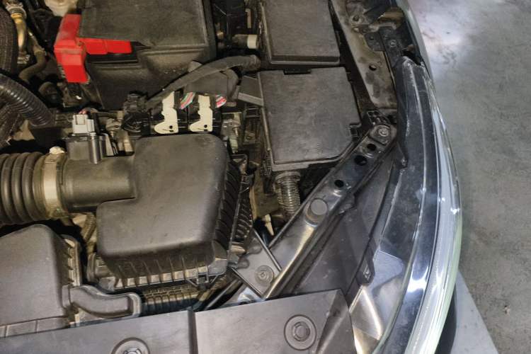 Used Nissan Teana 2022 2.0L XL-TLS Enjoyment Edition Engine Bay Left