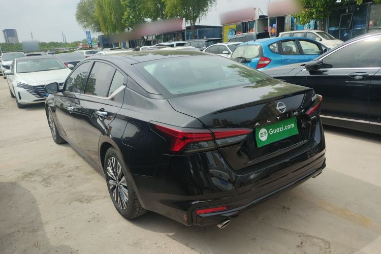Used Nissan Teana 2022 2.0L XL-TLS Enjoyment Edition Exterior 2