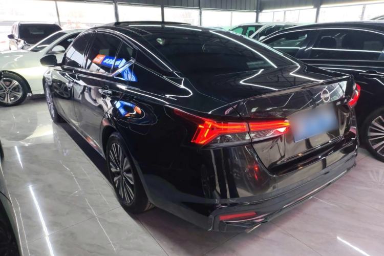 Used Nissan Teana 2022 2.0L XL-TLS Enjoyment Edition Exterior 2