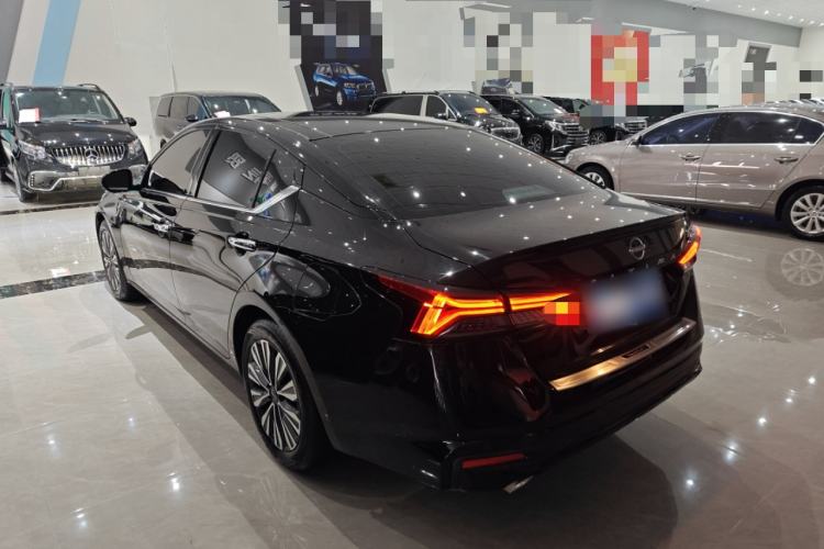 Used Nissan Teana 2022 2.0L XL-TLS Enjoyment Edition Exterior 2