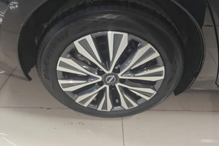 Used Nissan Teana 2022 2.0L XL-TLS Enjoyment Edition Exterior 5