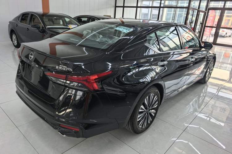 Used Nissan Teana 2022 2.0L XL-TLS Enjoyment Edition Exterior 5