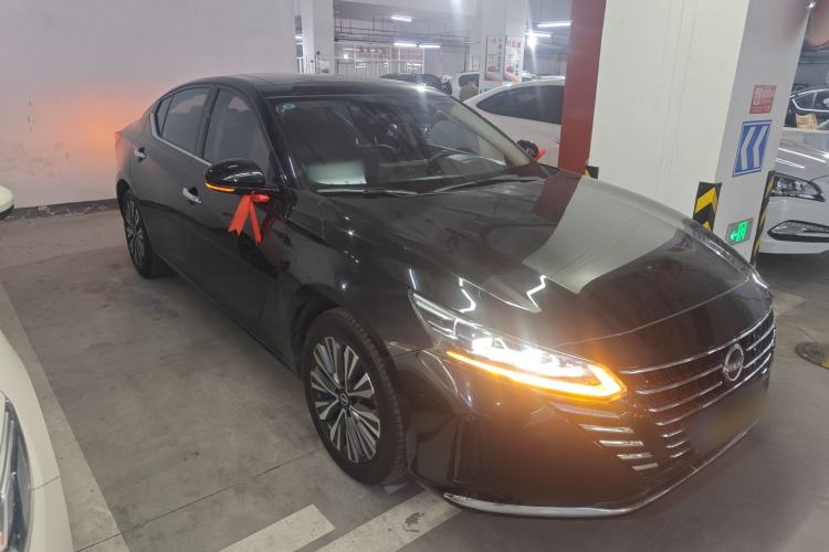 Used Nissan Teana 2022 2.0L XL-TLS Enjoyment Edition Front Right 45 Deg