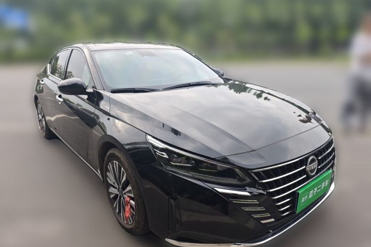 Used Nissan Teana 2022 2.0L XL-TLS Enjoyment Edition Front Right 45 Deg