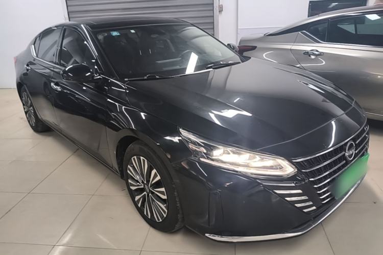 Used Nissan Teana 2022 2.0L XL-TLS Enjoyment Edition Front Right 45 Deg