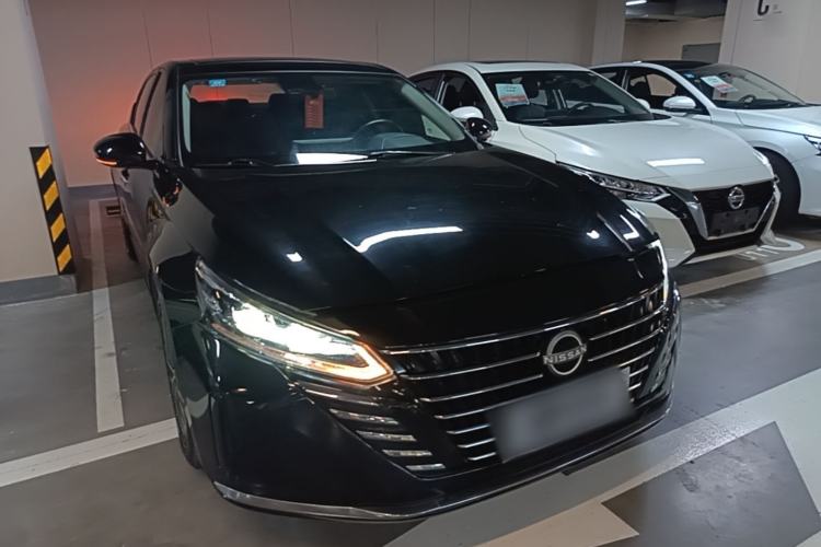 Used Nissan Teana 2022 2.0L XL-TLS Enjoyment Edition Front Right 45 Deg