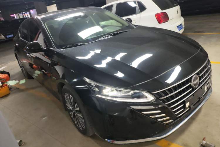 Used Nissan Teana 2022 2.0L XL-TLS Enjoyment Edition Front Right 45 Deg