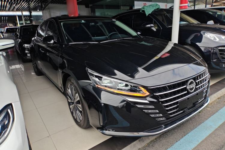 Used Nissan Teana 2022 2.0L XL-TLS Enjoyment Edition Front Right 45 Deg