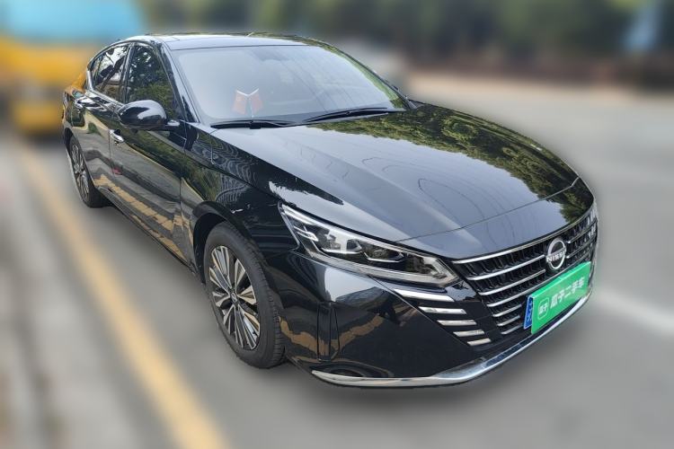 Used Nissan Teana 2022 2.0L XL-TLS Enjoyment Edition Front Right 45 Deg