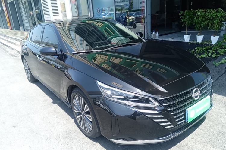 Used Nissan Teana 2022 2.0L XL-TLS Enjoyment Edition Front Right 45 Deg