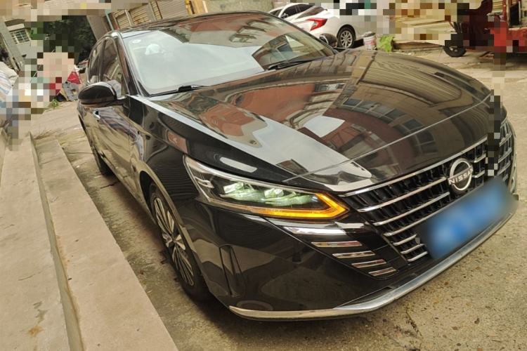 Used Nissan Teana 2022 2.0L XL-TLS Enjoyment Edition Front Right 45 Deg