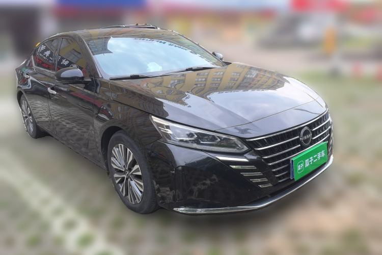 Used Nissan Teana 2022 2.0L XL-Upr Enjoyment Edition Front Right 45 Deg