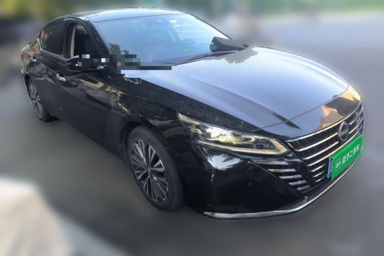 Used Nissan Teana 2022 2.0L XL-Upr Enjoyment Edition Front Right 45 Deg