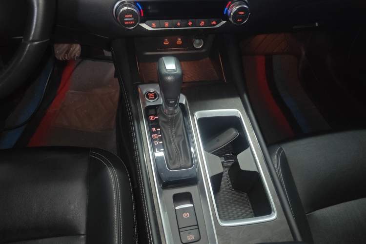Used Nissan Teana 2022 2.0L XL-TLS Enjoyment Edition Gear Lever