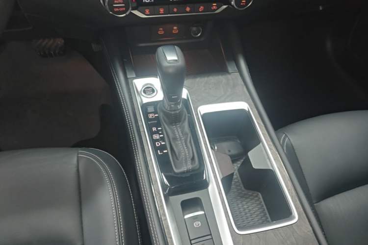 Used Nissan Teana 2022 2.0L XL-TLS Enjoyment Edition Gear Lever