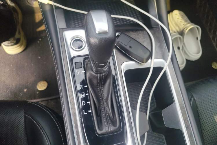 Used Nissan Teana 2022 2.0L XL-Upr Enjoyment Edition Gear Lever