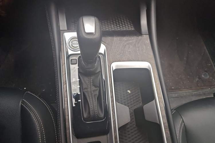 Used Nissan Teana 2022 2.0L XL-TLS Enjoyment Edition Gear Lever